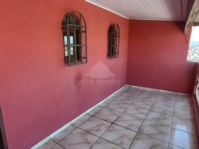 Sobrado com 140m² 3 quartos e 2 banheiros, à venda, no bairro Jardim Aracy em Mauá