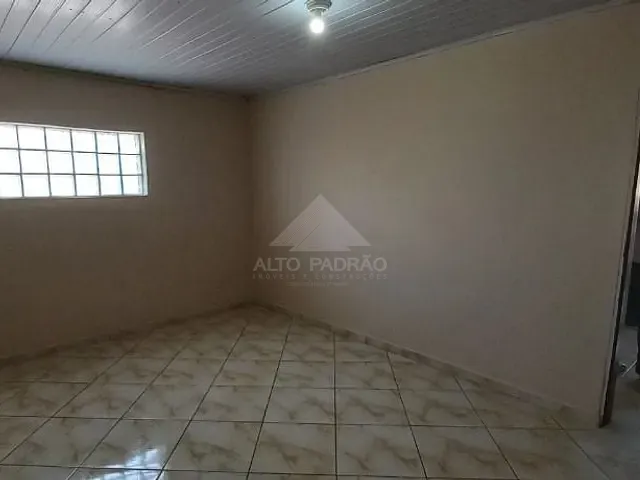 Sobrado com 140m² 3 quartos e 2 banheiros, à venda, no bairro Jardim Aracy em Mauá