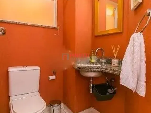Sobrado 3 quartos e 4 banheiros, à venda, no bairro Nova Petrópolis em São Bernardo do Campo