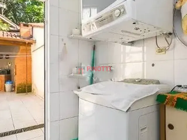 Sobrado 3 quartos e 4 banheiros, à venda, no bairro Nova Petrópolis em São Bernardo do Campo