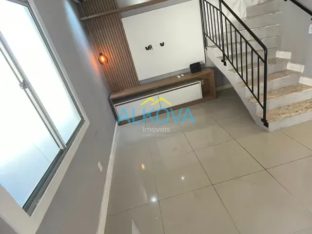Sobrado com 150m² 3 quartos e 1 banheiro, à venda, no bairro Vila São Geraldo em São José dos Campos