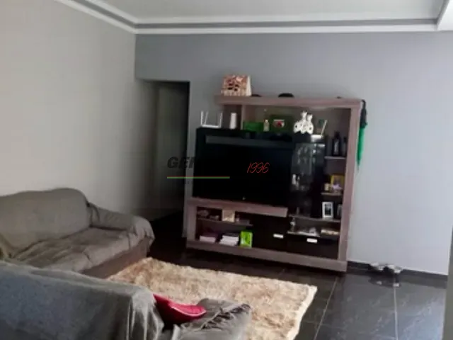 Sobrado com 150m² 3 quartos e 3 banheiros, à venda, no bairro Parque Residencial Sabiás em Indaiatuba