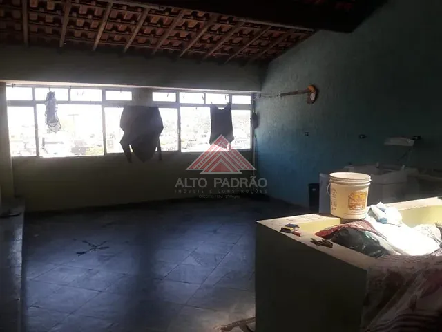 Sobrado com 125m² 3 quartos e 2 banheiros, à venda, no bairro Jardim Itapeva em Mauá