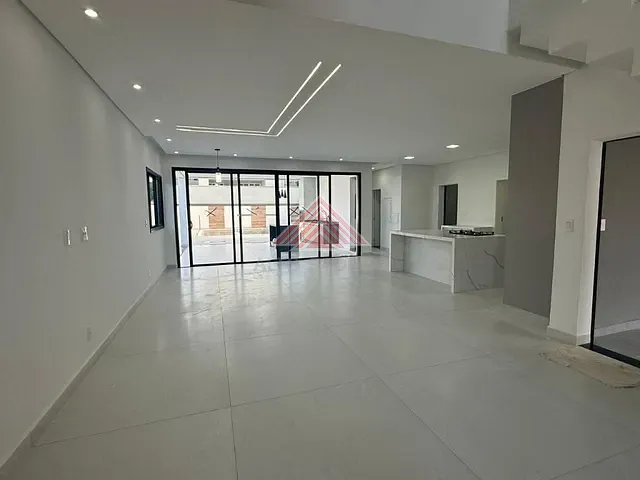 Sobrado com 492m² 3 quartos e 1 banheiro, à venda, no bairro Jardim Residencial Helvétia Park II em Indaiatuba