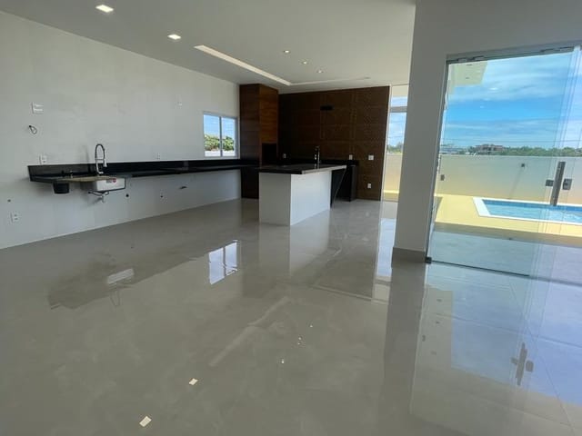 Sobrado com 450m² 3 quartos e 5 banheiros, à venda, no bairro Manguinhos em Serra