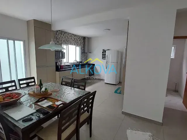Sobrado com 140m² 3 quartos e 3 banheiros, à venda, no bairro Loteamento Villa Branca em Jacareí