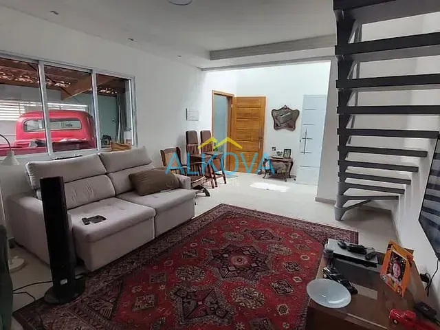 Sobrado com 140m² 3 quartos e 3 banheiros, à venda, no bairro Loteamento Villa Branca em Jacareí