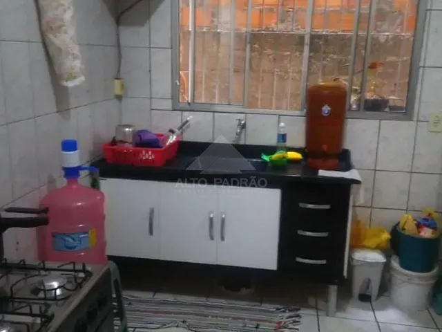 Sobrado com 125m² 3 quartos e 2 banheiros, à venda, no bairro Jardim Zaira em Mauá