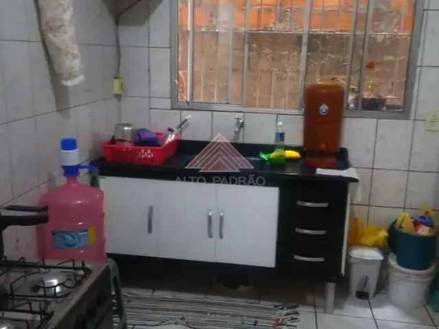 Sobrado com 125m² 3 quartos e 2 banheiros, à venda, no bairro Jardim Zaira em Mauá