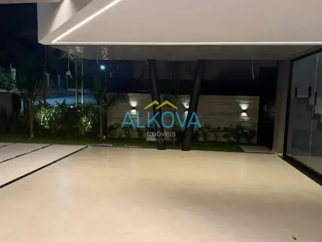Sobrado com 535m² 4 quartos e 5 banheiros, à venda, no bairro Condomínio Residencial Alphaville II em São José dos Campos