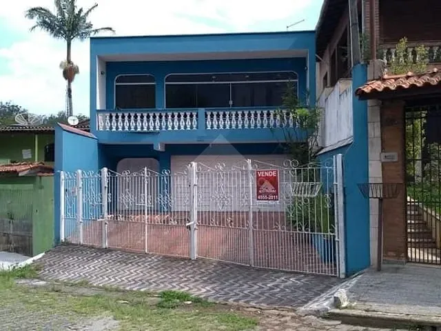 Sobrado com 450m² 5 quartos e 6 banheiros, à venda, no bairro Vila Albertina em Ribeirão Pires