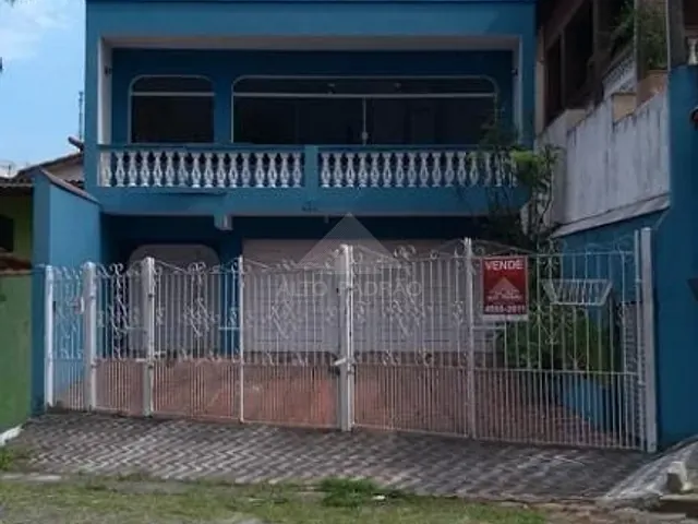 Sobrado com 450m² 5 quartos e 6 banheiros, à venda, no bairro Vila Albertina em Ribeirão Pires