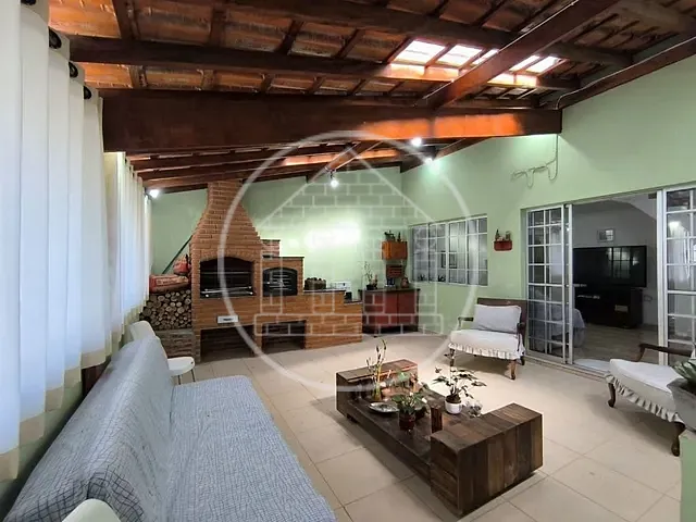 Sobrado com 200m² 3 quartos e 4 banheiros, à venda, no bairro Jardim dos Bichinhos em São Paulo