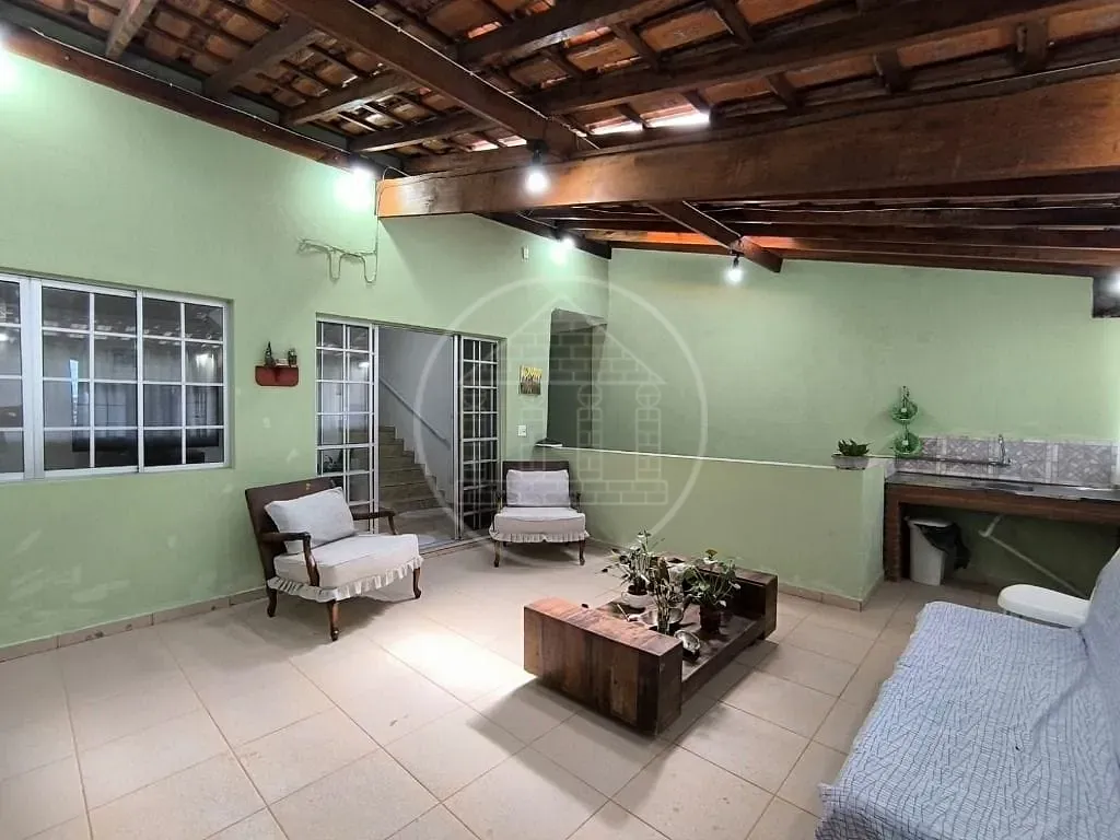 Sobrado, 3 quartos, 200 m² - Foto 1