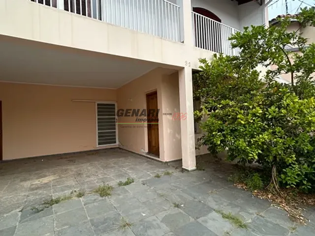 Sobrado com 250m² 4 quartos e 2 banheiros, à venda, no bairro Jardim Itamaracá em Indaiatuba