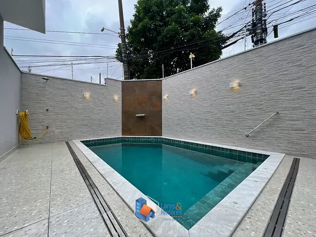 Sobrado com 126m² 3 quartos e 4 banheiros, à venda, no bairro Santa Teresinha em São Paulo