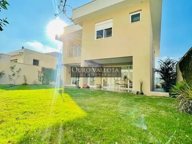 Sobrado com 420m² 3 quartos e 3 banheiros, à venda, no bairro  Alphaville em Santana de Parnaíba