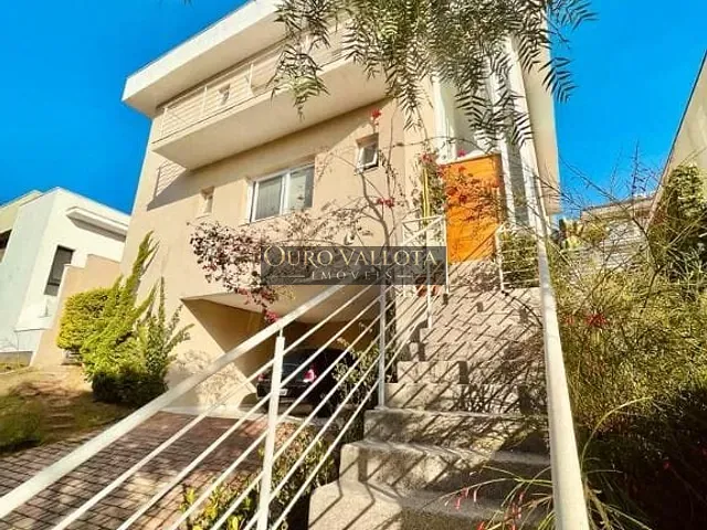 Sobrado com 420m² 3 quartos e 3 banheiros, à venda, no bairro  Alphaville em Santana de Parnaíba