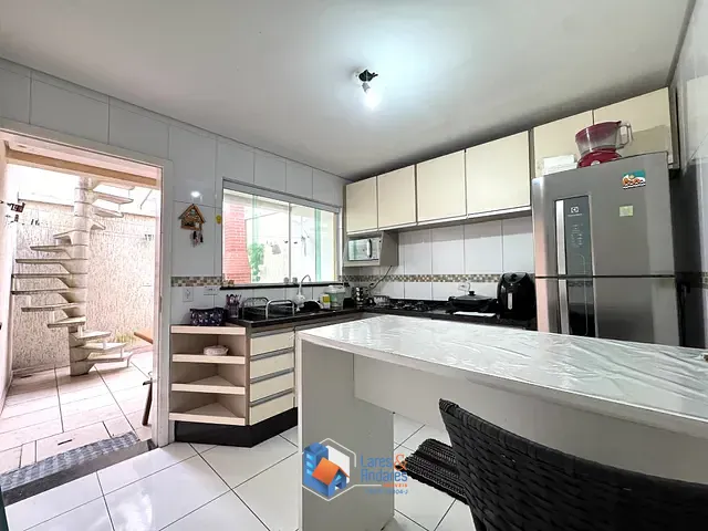 Sobrado com 90m² 3 quartos e 4 banheiros, à venda, no bairro Sapopemba em São Paulo