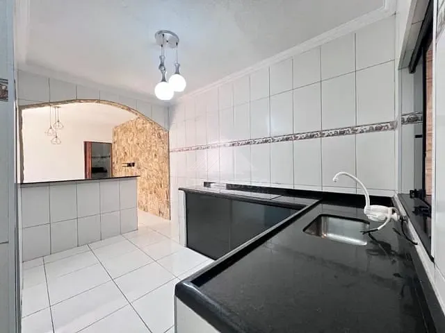 Sobrado com 196m² 2 quartos e 2 banheiros, à venda, no bairro Aliança em Ribeirão Pires