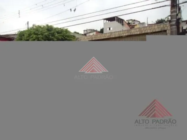 Sobrado 4 quartos e 2 banheiros, à venda, no bairro Jardim Zaira em Mauá
