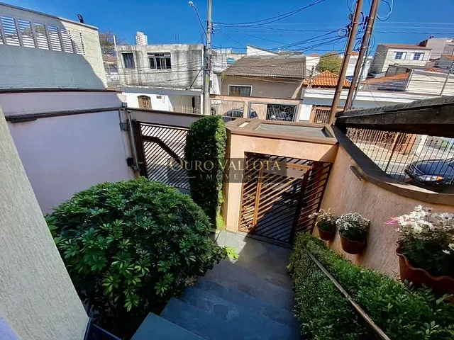 Sobrado com 210m², à venda, no bairro Água Rasa em São Paulo