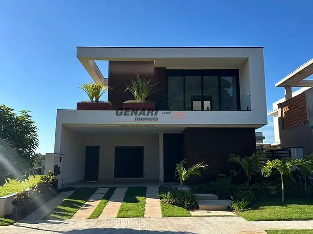 Sobrado com 300m² 4 quartos e 6 banheiros, à venda, no bairro Jardim Residencial Sapezal em Indaiatuba