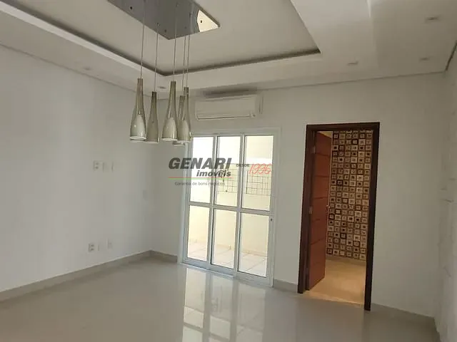 Sobrado com 300m² 3 quartos e 5 banheiros, à venda, no bairro Jardim Portal dos Ipês em Indaiatuba