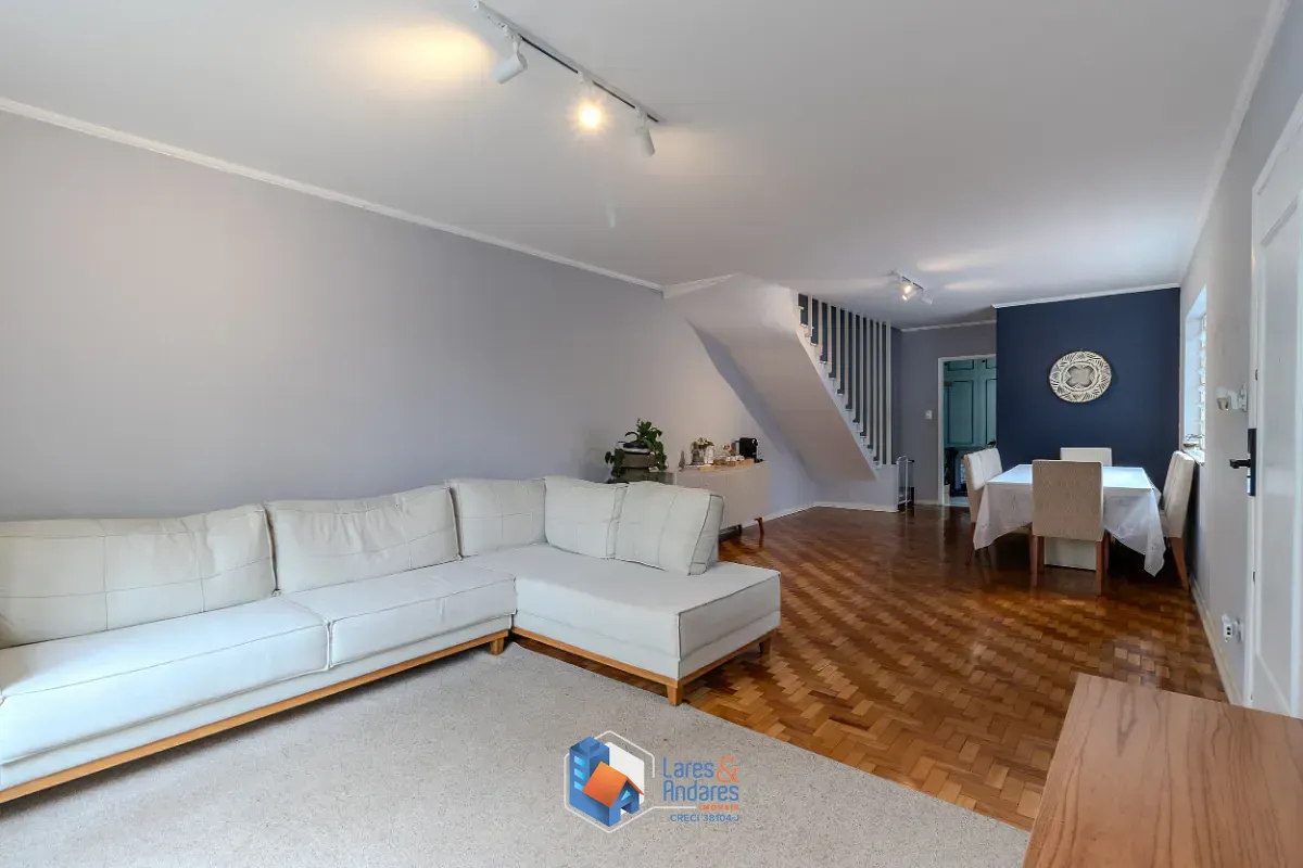 Sobrado, 3 quartos, 161 m² - Foto 1