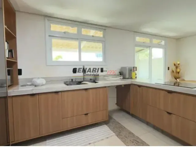 Sobrado com 250m² 3 quartos e 2 banheiros, à venda, no bairro Vila Aurora em Indaiatuba