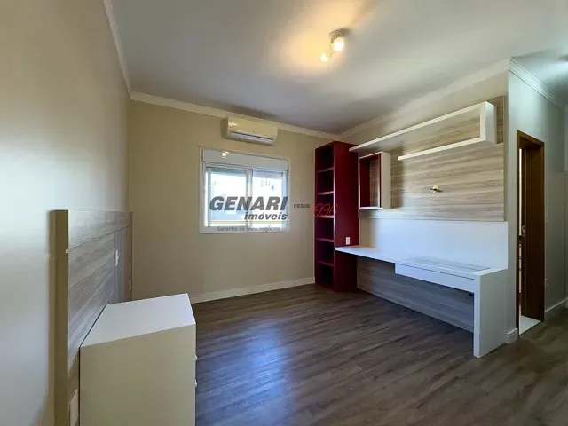 Sobrado com 360m² 3 quartos e 5 banheiros, à venda, no bairro Jardim Residencial Dona Lucilla em Indaiatuba
