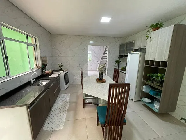 Sobrado com 238m² 3 quartos e 1 banheiro, à venda, no bairro Parque das Américas em Mauá