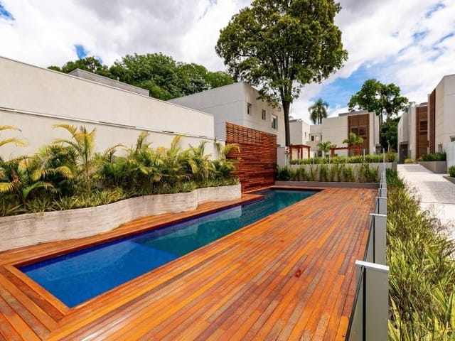 Sobrado com 420m² 4 quartos e 5 banheiros, à venda, no bairro Chácara Santo Antônio em São Paulo