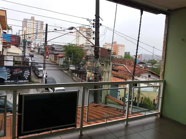 Sobrado com 125m², à venda, no bairro Vila Nossa Senhora das Vitórias em Mauá