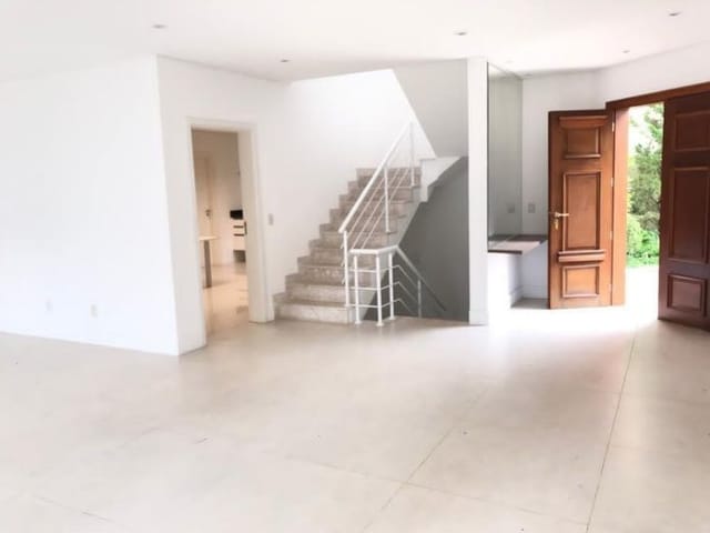 Sobrado com 400m² 4 quartos e 5 banheiros, à venda, no bairro Jardim Petrópolis em São Paulo