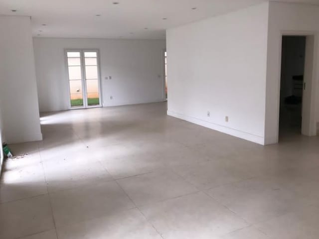 Sobrado com 400m² 4 quartos e 5 banheiros, à venda, no bairro Jardim Petrópolis em São Paulo
