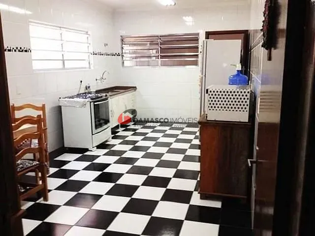 Sobrado com 1549m² 3 quartos e 1 banheiro, à venda, no bairro Santa Terezinha em São Bernardo do Campo