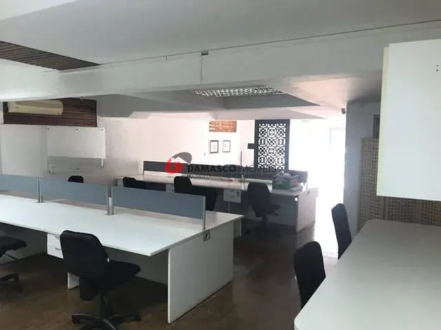 Sobrado com 335m², para alugar, no bairro Santa Paula em São Caetano do Sul