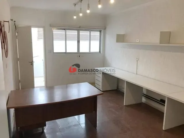 Sobrado com 335m², para alugar, no bairro Santa Paula em São Caetano do Sul