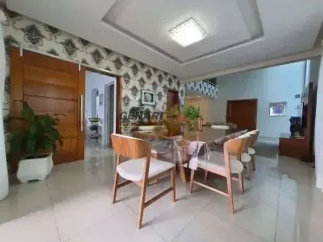 Sobrado com 360m² 4 quartos e 2 banheiros, à venda, no bairro Jardim Esplanada II em Indaiatuba