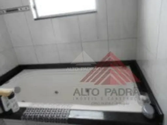Sobrado 3 quartos e 1 banheiro, à venda, no bairro Vila Assis Brasil em Mauá