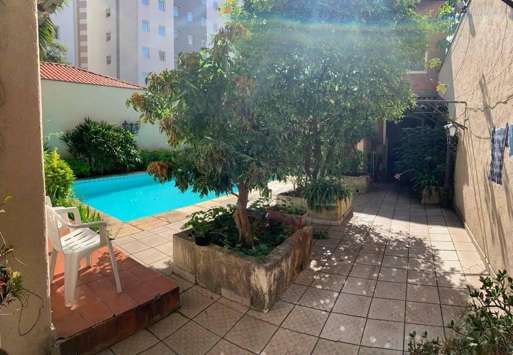 Sobrado à venda 4 Quartos, 3 Suites, 4 Vagas, 380M², Barcelona, São Caetano do Sul - SP