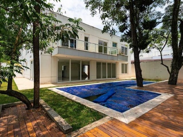 Sobrado com 565m² 4 quartos e 5 banheiros, à venda, no bairro Brooklin em São Paulo