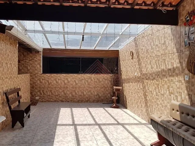 Sobrado com 125m² 3 quartos e 2 banheiros, à venda, no bairro Jardim Zaira em Mauá