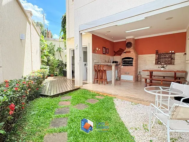 Sobrado com 214m² 3 quartos e 5 banheiros, à venda, no bairro Jardim Regina em São Paulo