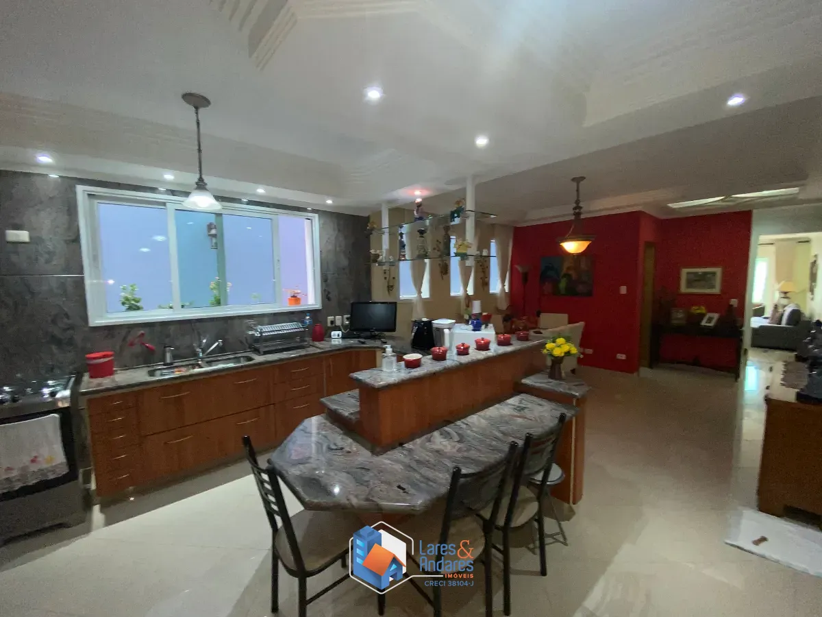 Sobrado, 4 quartos, 277 m² - Foto 9