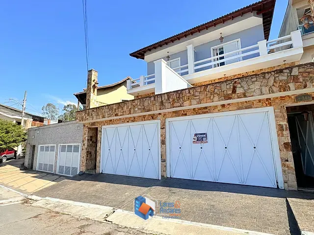 Sobrado com 180m² 4 quartos e 5 banheiros, à venda, no bairro Jardim Regina em São Paulo