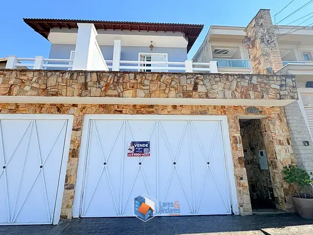 Sobrado com 180m² 4 quartos e 5 banheiros, à venda, no bairro Jardim Regina em São Paulo