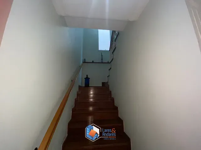 Sobrado com 180m² 4 quartos e 5 banheiros, à venda, no bairro Jardim Regina em São Paulo