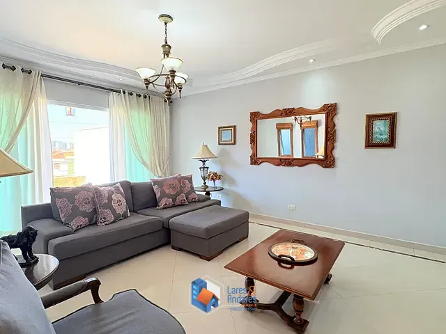 Sobrado com 180m² 4 quartos e 5 banheiros, à venda, no bairro Jardim Regina em São Paulo